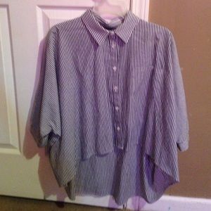 A high-low button down stripped shirt