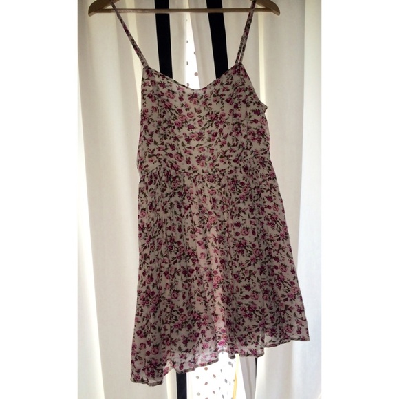 NWOT F21 Floral print Dress