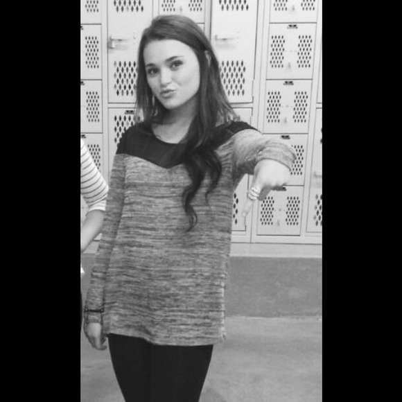 Black & white knit top