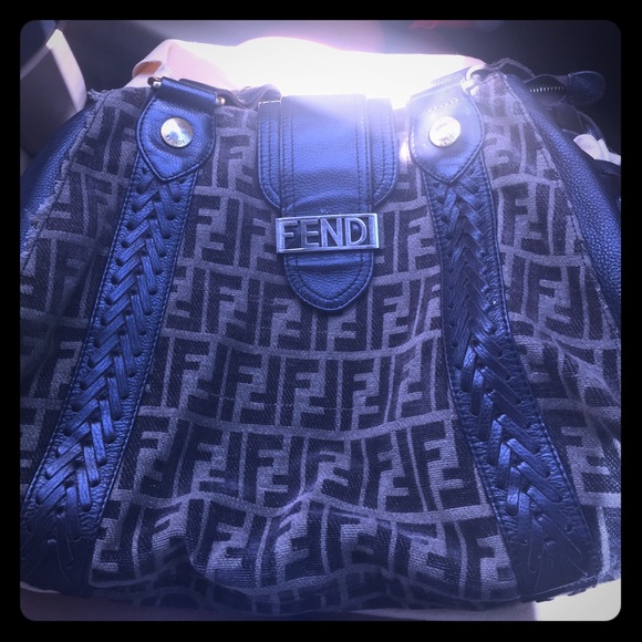 250$ - Picture 1 of 4