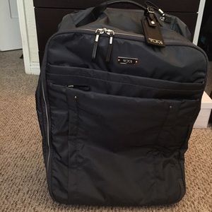 Tumi Voyageur Super Leger 2 wheeled carry-on