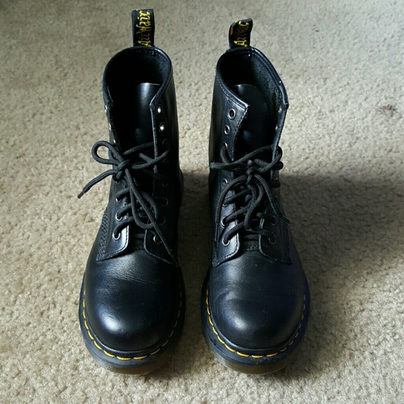Dr. Martens Women's 1460