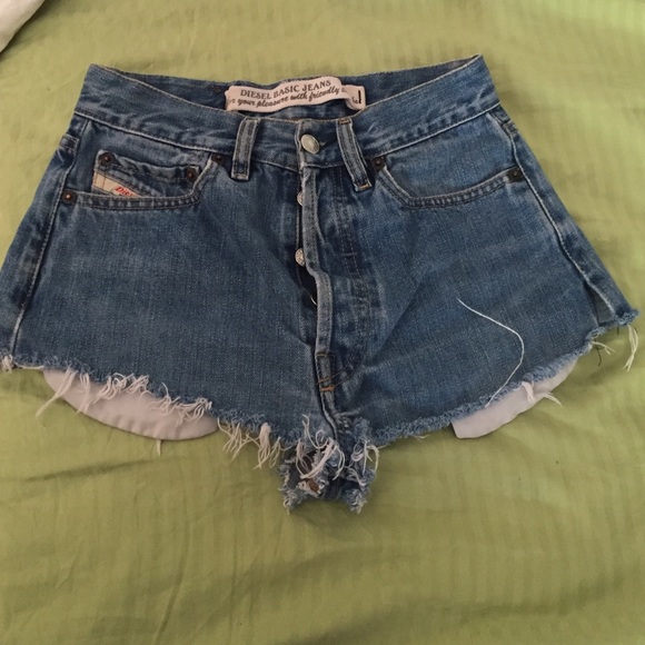 high waisted shorts - Picture 1 of 3