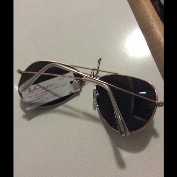 Ray-ban blue mirrored aviator sunglasses??