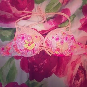 Vs bombshell swim top