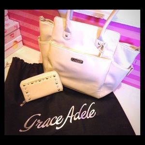 Grace Adele Ivory purse set!