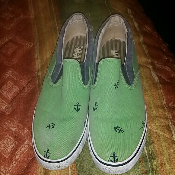 Distressed Sperry Topsiders