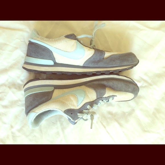 Women's Nike Sneakers