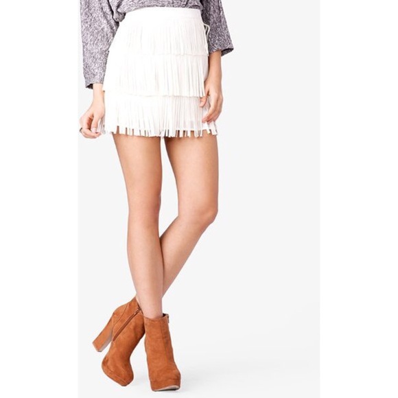 Forever 21  Fringe Mini Skirt XS, Emily Maynard