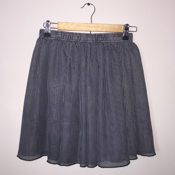 Black & white striped skirt
