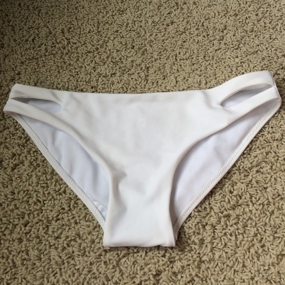 White bikini bottoms Sz M