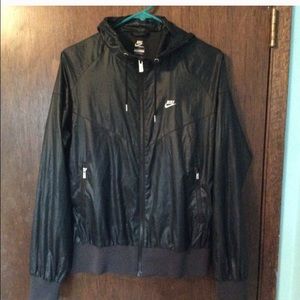 Black nike windbreaker