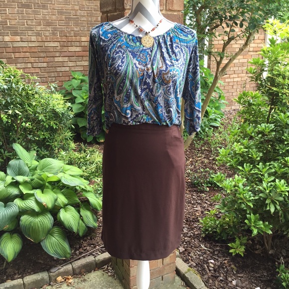 NWT A. Byer Brown Knee Length Skirt Size 11