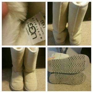 Women's tall classic cream uggs