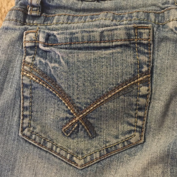 Vanity Dakota light wash jeans - Picture 2 of 4