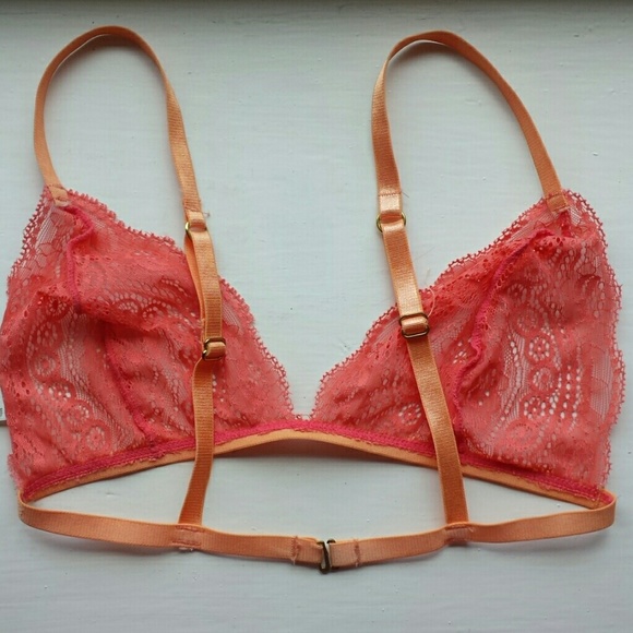 Delicate Peach Lace Triangle Bralette - Picture 2 of 3