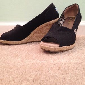Toms wedges