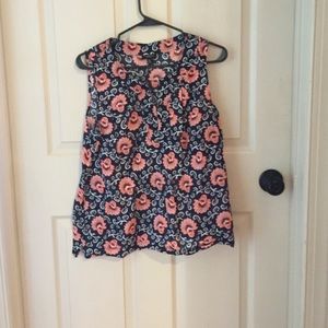 🎀CUTE FLORAL TANK🎀