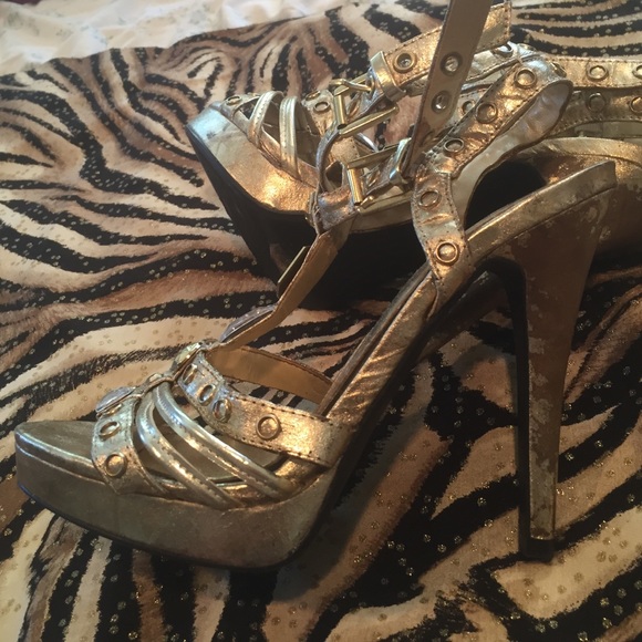 Delicious 8.5 used twice platform sexy heel - Picture 4 of 13