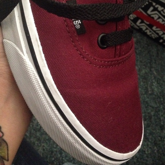 vans - Picture 3 of 4