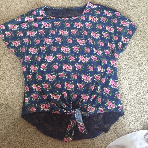 Navy blue flower too with navy blue lace back