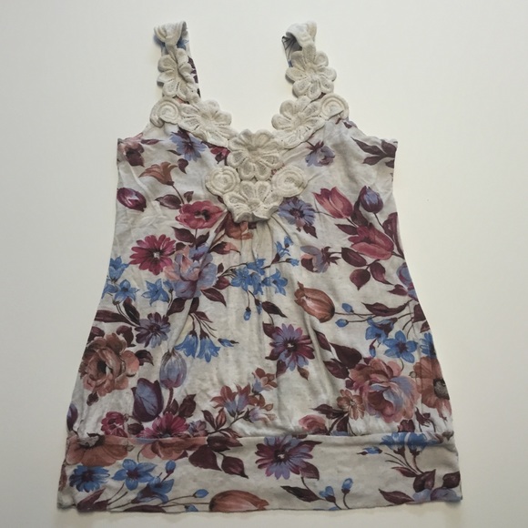 Floral tank top from body central