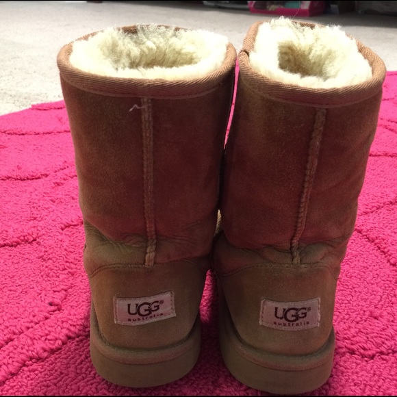 Ugg chestnut boots size 6