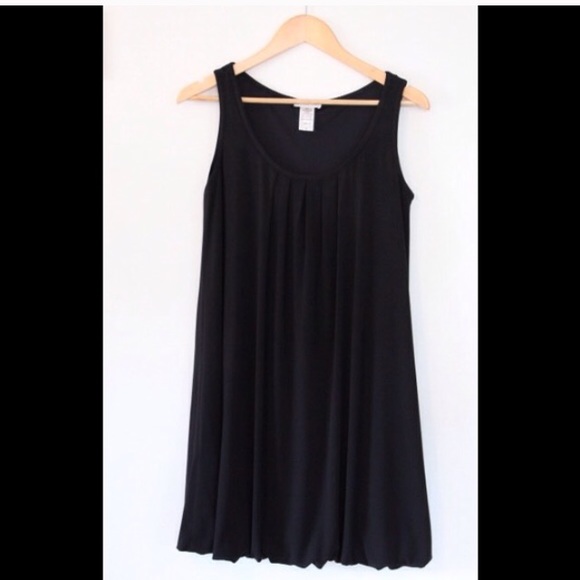 London Times adorbs black dress.