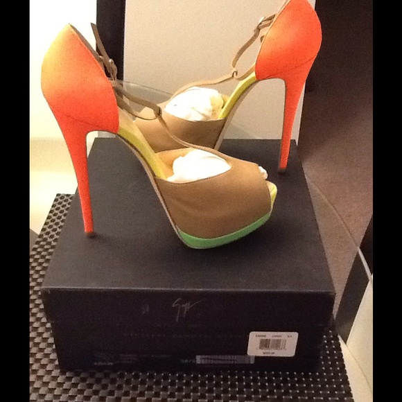 💯Authentic Giuseppe Zanotti Open Toe Pumps - Picture 2 of 4