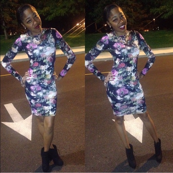 Floral print long sleeve midi dress