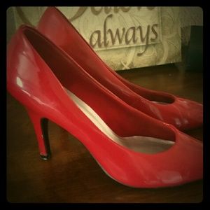 Red short pumps