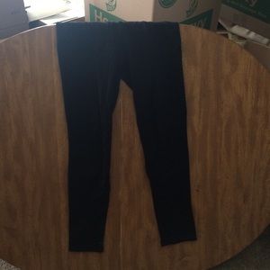 Black stretch leggings