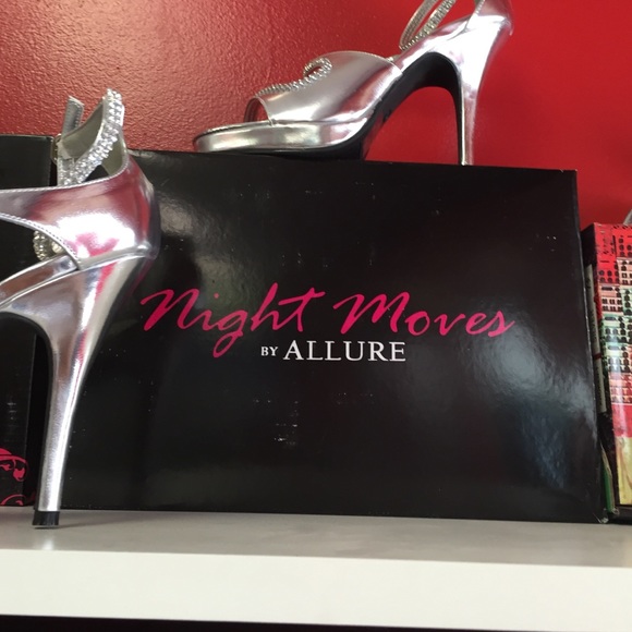 Shoes - Picture 2 of 2