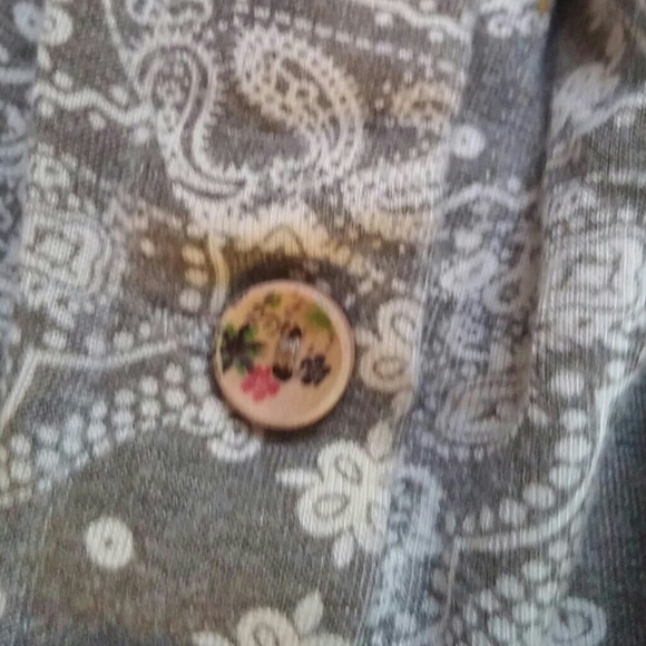 Top - Picture 4 of 4