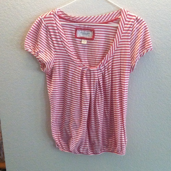 Short sleeve striped blouse.