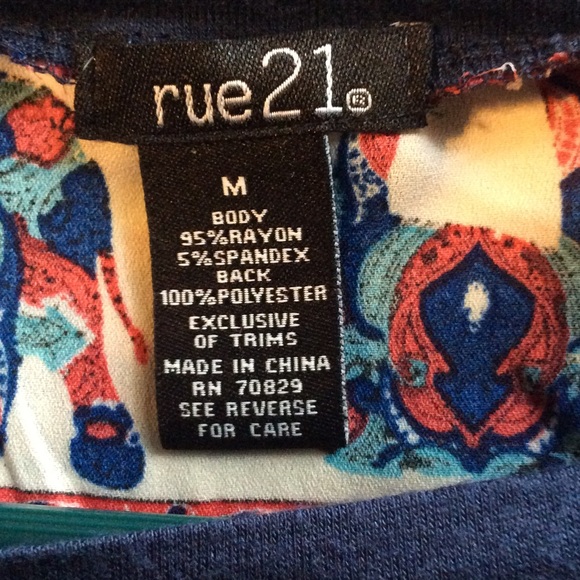 Navy blue pocket shirt - Picture 3 of 3