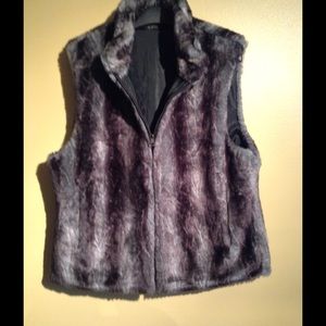 Fur vest