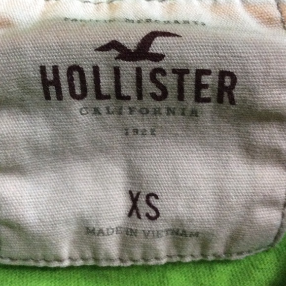 Lime green v neck shirt - Picture 2 of 2