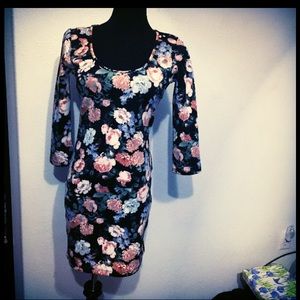NEW Floral print dress