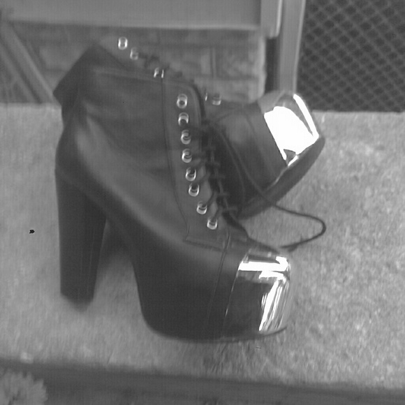 Jeffrey Campbell inspired heels. - Picture 1 of 4