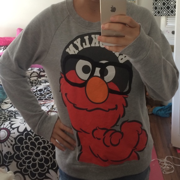 Forever 21 Elmo sweatshirt