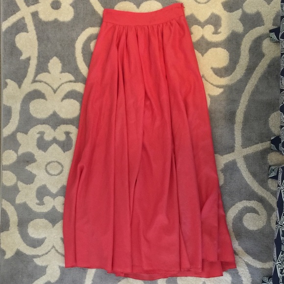 Maxi skirt