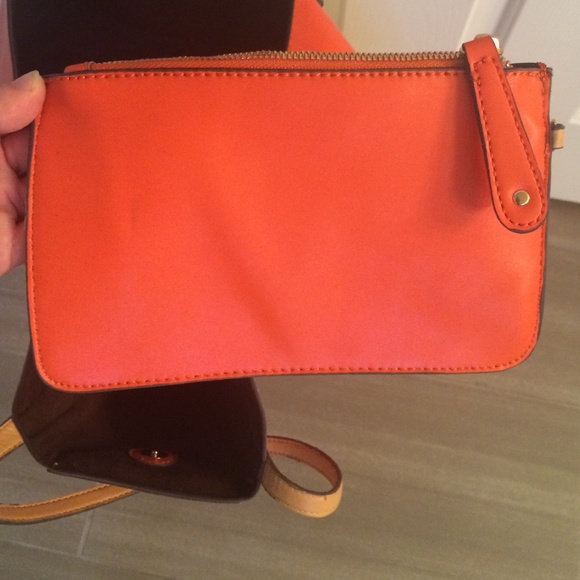 Tote - Picture 4 of 4