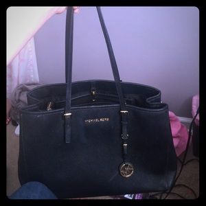 Michael kors large jet set tote