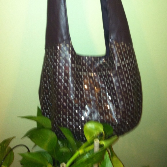🌹🌹Pretty Plum Hobo Pocketbook 🌹🌹