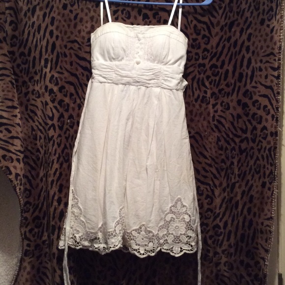 White strapless dress - Picture 1 of 2