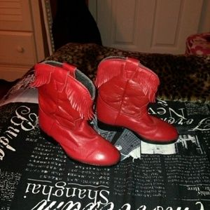 CHILDRENS size 6 cow girl boots