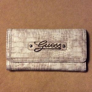 Guess wallet