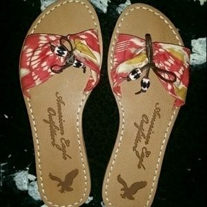 NEVER WORN American Eagle Outfitters size9 sandals