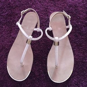 Nine West T-strap flat sandals white 6.5